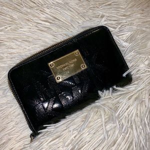 Michael Kors Wallet (4 x 6)